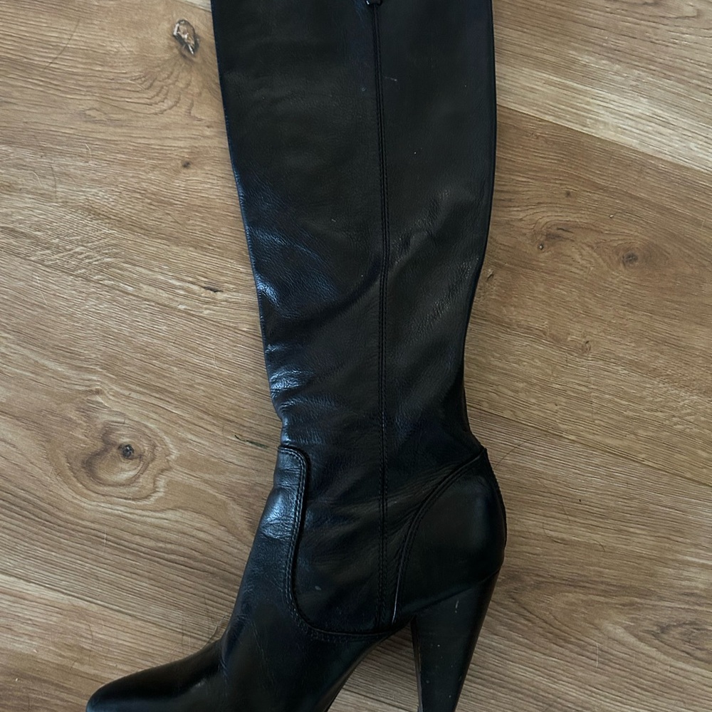 Frye Black Leather Heeled Boots